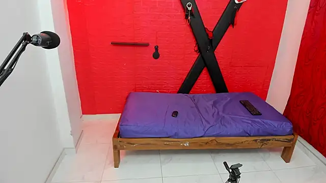 bdsmforever18 online show from August 2026 01:14:02 AM