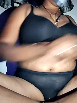 Snapshot of ruhistrip1265 chatting on November 2025 07:14:02 PM ruhistrip1265 online show from November 2025 07:14:02 PM