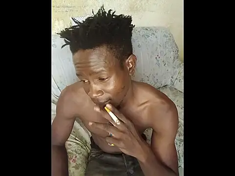 FeeingSplicing online show from March 2026 03:32:02 PM