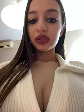 Anyssia online show from May 2026 02:00:02 PM