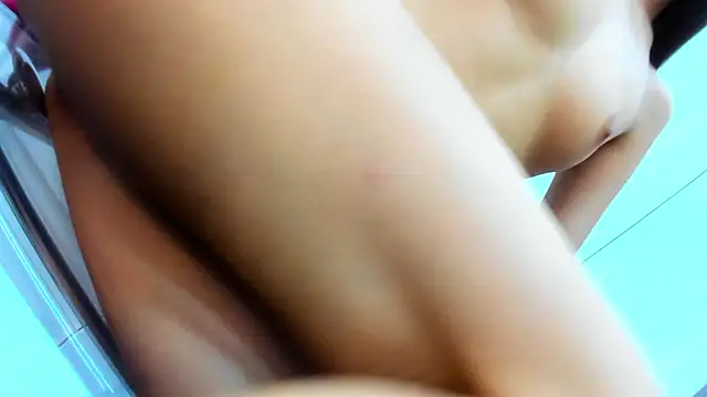 Anyssia online show from April 2026 05:43:02 PM