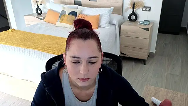 Snapshot of morninglorytv chatting on May 2026 08:10:02 AM morninglorytv online show from May 2026 08:10:02 AM