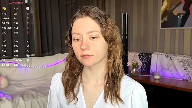 IrisPurrphy online show from April 2026 09:28:02 AM