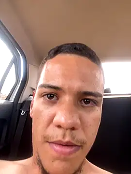 bigwollff online show from October 2025 05:36:02 PM