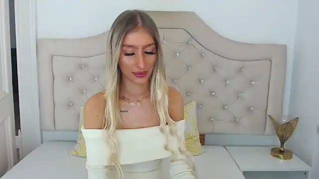 Snapshot of NatalieSensual chatting on February 2026 11:09:02 AM NatalieSensual online show from February 2026 11:09:02 AM