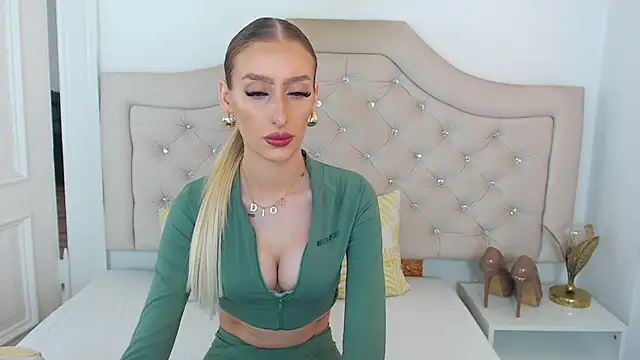 Snapshot of NatalieSensual chatting on March 2026 09:06:01 AM NatalieSensual online show from March 2026 09:06:01 AM