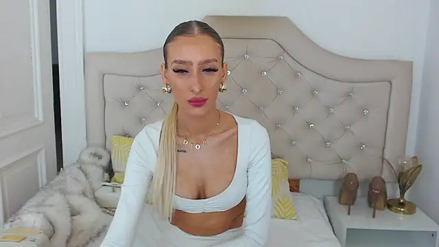 Snapshot of NatalieSensual chatting on February 2026 10:04:02 AM NatalieSensual online show from February 2026 10:04:02 AM