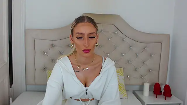 NatalieSensual online show from October 2025 07:10:01 AM