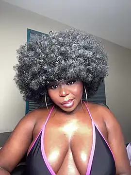 WomanNextdoor1 online show from May 2026 04:07:01 AM