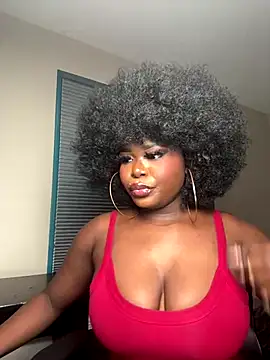 Snapshot of WomanNextdoor1 chatting on November 2025 02:05:01 AM WomanNextdoor1 online show from November 2025 02:05:01 AM