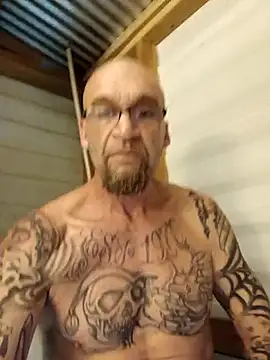 ShawnandDani7074 online show from February 2026 07:52:02 AM