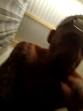 ShawnandDani7074 online show from February 2026 02:59:02 PM