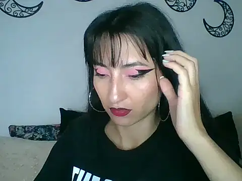 a miss online show from October 2025 07:26:01 PM