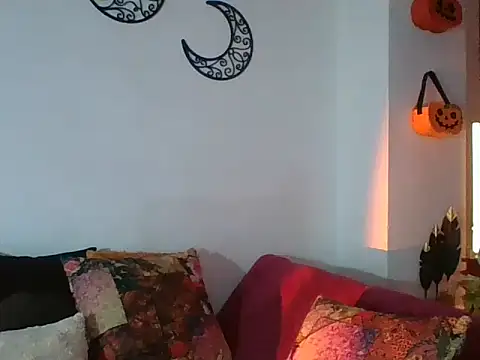 a miss online show from October 2025 10:29:01 PM