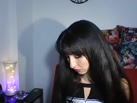 a miss online show from December 2025 12:15:02 AM