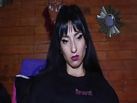 a miss online show from October 2025 09:36:01 PM