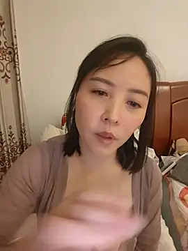 Snapshot of lingling1314 chatting on November 2025 05:28:01 PM lingling1314 online show from November 2025 05:28:01 PM