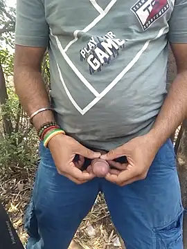 Aeroxx online show from April 2026 04:36:02 AM