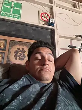 Shankortiz online show from December 2025 05:03:02 PM