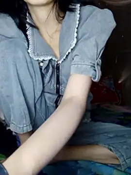 Snapshot of DauTay_hot chatting on December 2025 12:12:01 AM DauTay hot online show from December 2025 12:12:01 AM