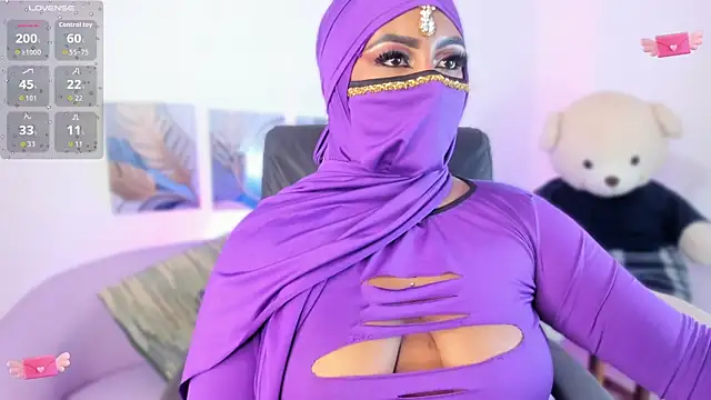 yasmin elite online show from December 2025 01:21:02 AM