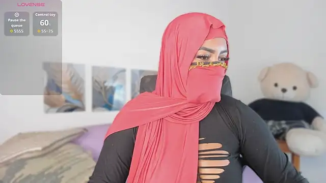 Snapshot of yasmin_elite chatting on February 2026 10:04:01 AM yasmin elite online show from February 2026 10:04:01 AM