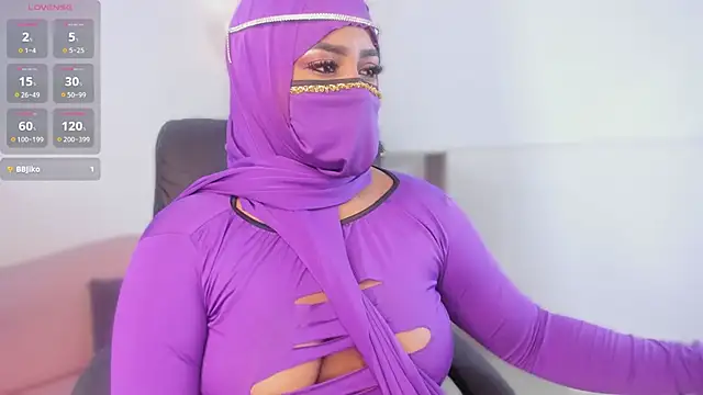 yasmin elite online show from November 2025 10:07:01 AM