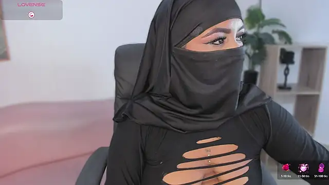 yasmin elite online show from November 2025 09:31:02 AM