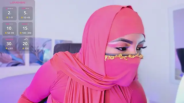 Snapshot of yasmin_elite chatting on February 2026 11:18:01 AM yasmin elite online show from February 2026 11:18:01 AM