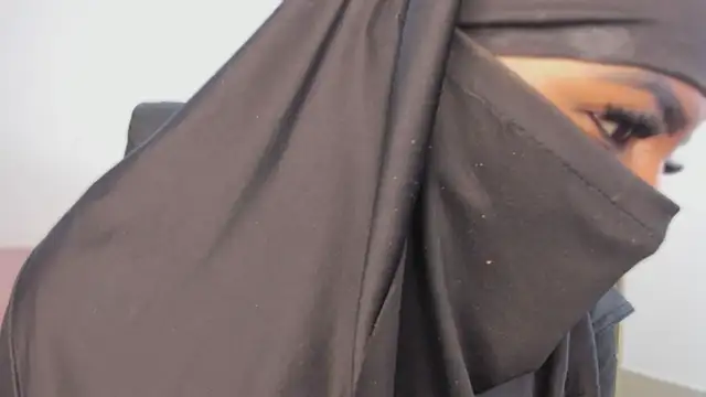 Snapshot of yasmin_elite chatting on January 2026 12:19:02 PM yasmin elite online show from January 2026 12:19:02 PM