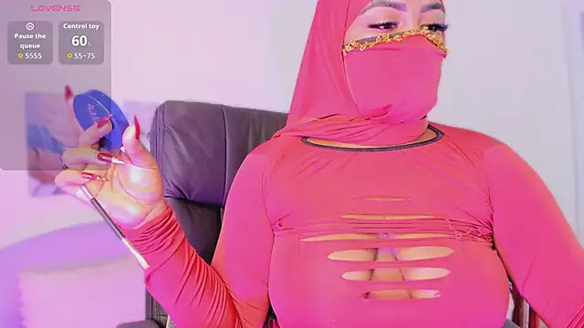 Snapshot of yasmin_elite chatting on February 2026 11:20:02 AM yasmin elite online show from February 2026 11:20:02 AM