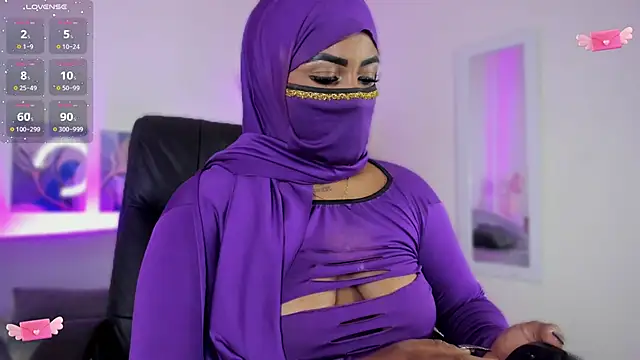 yasmin elite online show from November 2025 02:04:01 AM