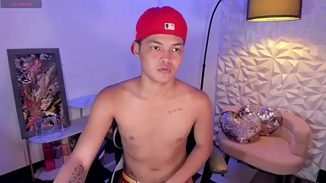 asianhugescott online show from February 2026 10:58:02 AM