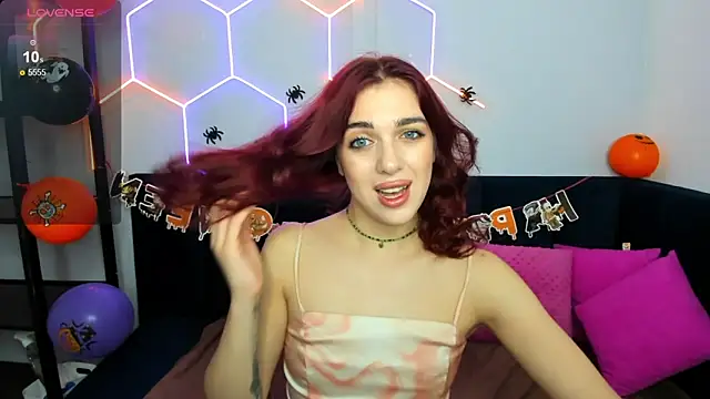 Jill Smith online show from October 2025 01:38:01 AM