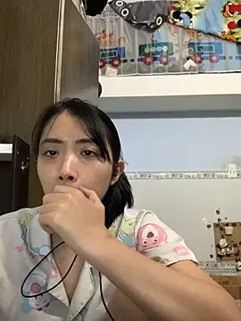 Snapshot of Minee1202 chatting on October 2025 07:38:01 AM Minee1202 online show from October 2025 07:38:01 AM