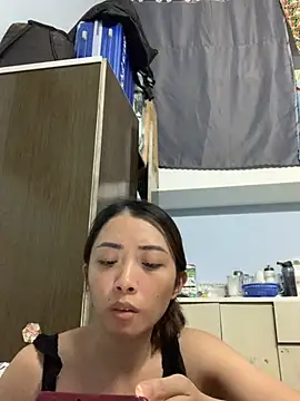Minee1202 online show from July 2026 06:32:01 AM