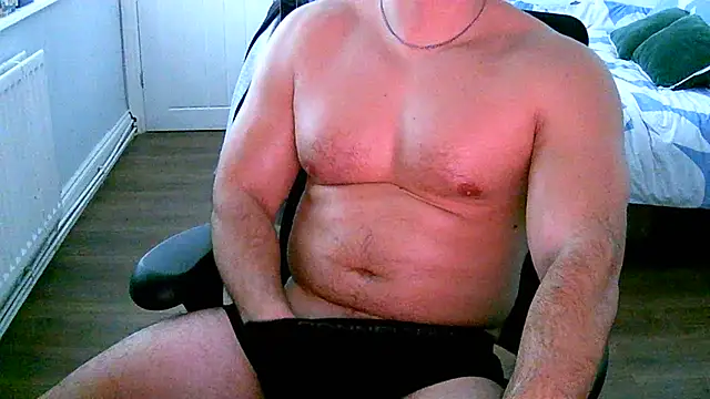 Serpent2463 online show from December 2025 12:42:01 PM