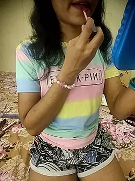 Snapshot of Snaya-baby chatting on November 2025 12:52:02 PM Snaya-baby online show from November 2025 12:52:02 PM