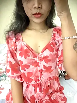 Snapshot of Snaya-baby chatting on November 2025 04:13:02 PM Snaya-baby online show from November 2025 04:13:02 PM