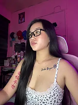 Wynxx online show from March 2026 05:38:02 PM