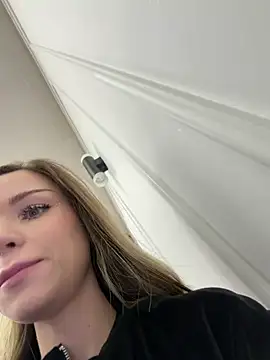 MarilynNova online show from February 2026 04:19:02 AM