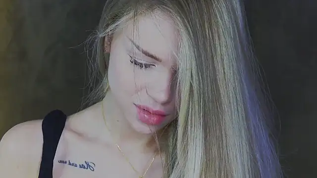 MarilynNova online show from May 2026 05:15:01 AM