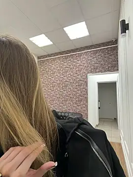 MarilynNova online show from February 2026 05:02:01 AM