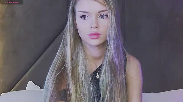 MarilynNova online show from June 2026 04:50:01 AM