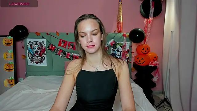 Vickie Smith online show from October 2025 08:35:01 AM