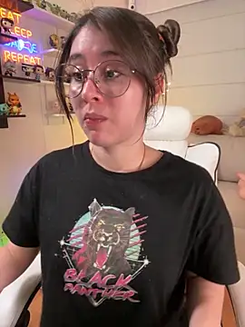 Sharon 07 online show from December 2025 11:39:01 PM