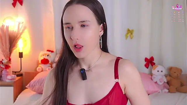 MaudAle online show from February 2026 01:06:02 AM