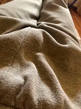 MuzzyFacing online show from February 2026 02:08:01 PM