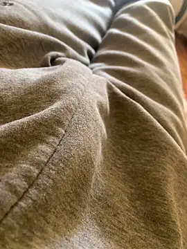 MuzzyFacing online show from April 2026 12:55:02 PM