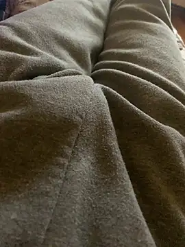 MuzzyFacing online show from February 2026 01:40:02 PM